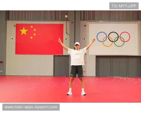 张继科现身民间乒乓训练基地，开启乒乓球基层推广新岗位